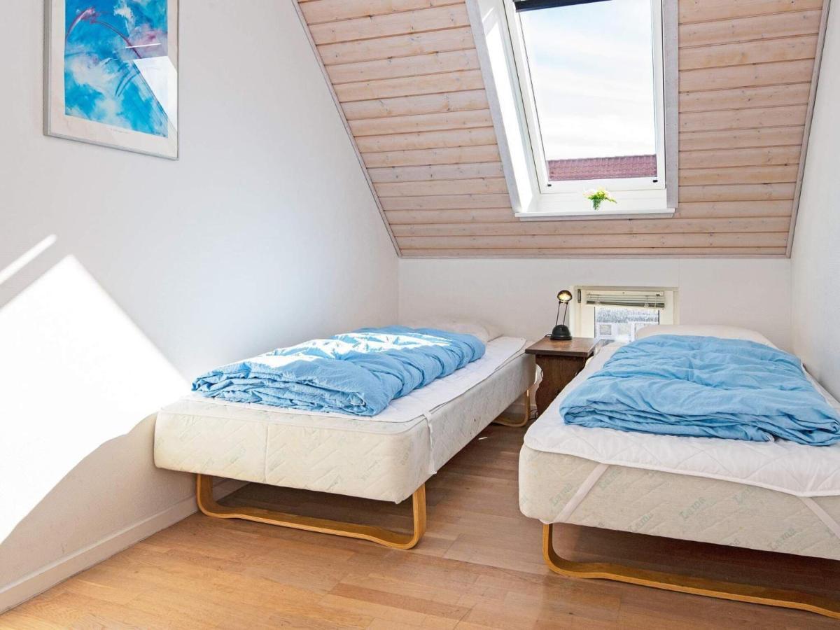 Holiday Home Strandengen ヒュールスミンネ エクステリア 写真