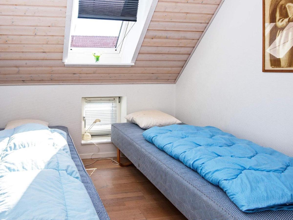Holiday Home Strandengen ヒュールスミンネ エクステリア 写真